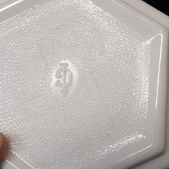 Indiana Colony Harvest Grapes milk glass candle holder and candy dish with lid - Picture 6 of 9